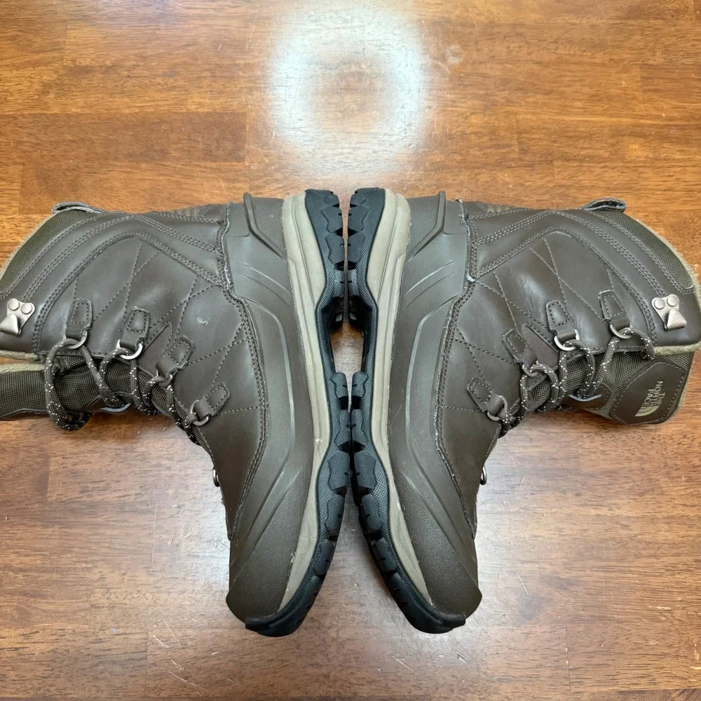 The North Face Chilkat Evo Boots Mens Size 8‎ Brown Waterproof Winter NF0A2T4V